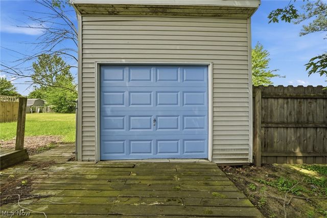 490 Arabian Court, Lagrange, OH 44050