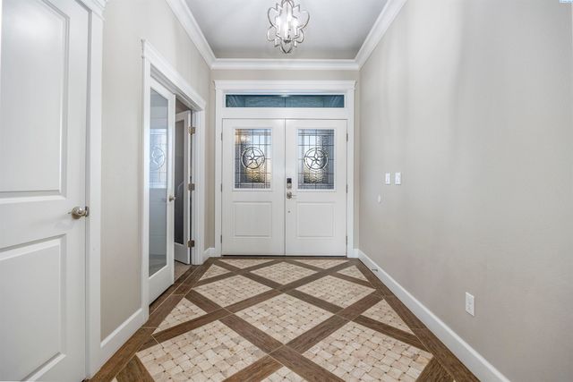 2807 N Riverside Drive, West Richland, WA 99353