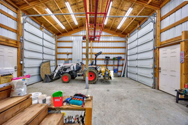 2807 N Riverside Drive, West Richland, WA 99353