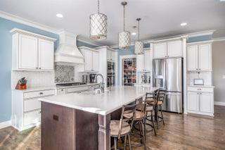 2807 N Riverside Drive, West Richland, WA 99353