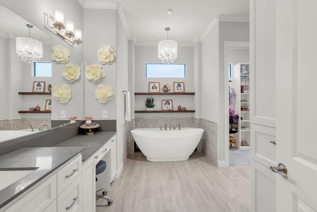 9050 Legacy Creek Court, Montgomery, TX 77316