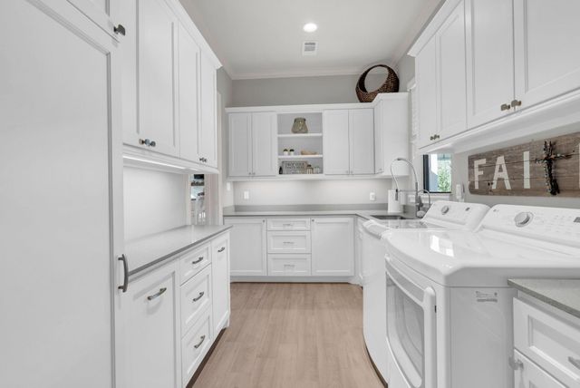 9050 Legacy Creek Court, Montgomery, TX 77316