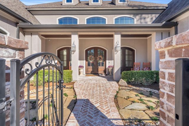 9050 Legacy Creek Court, Montgomery, TX 77316