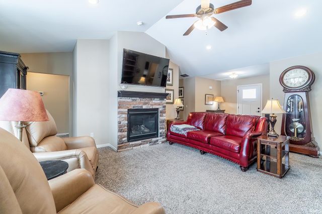 3825 Gregory Court, Warsaw, IN 46582