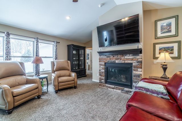 3825 Gregory Court, Warsaw, IN 46582