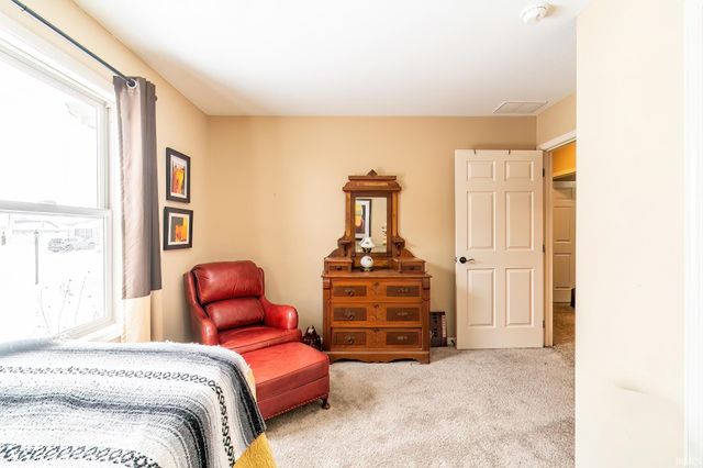 3825 Gregory Court, Warsaw, IN 46582