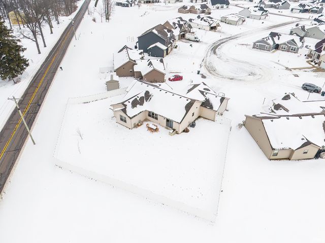 3825 Gregory Court, Warsaw, IN 46582