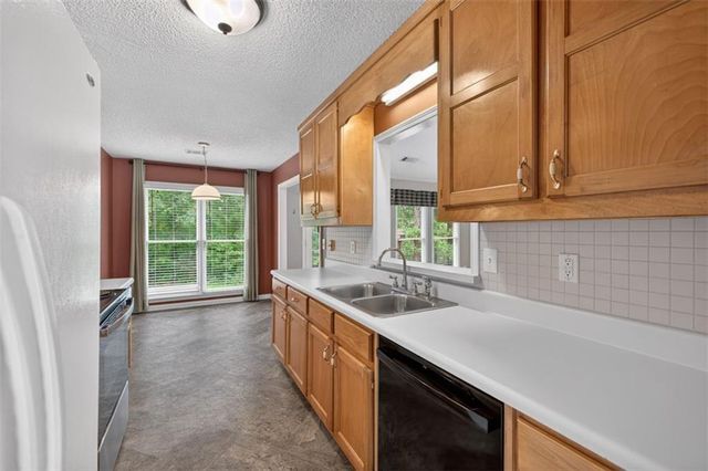 1260 Hannah Court SE, Dacula, GA 30019