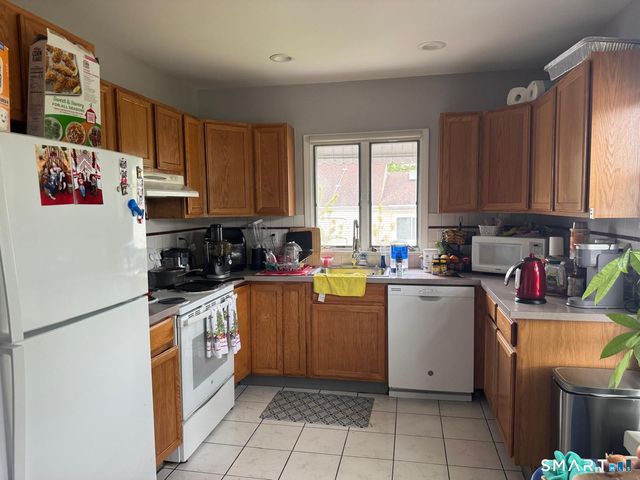 15 Rose Street 2, Stamford, CT 06906