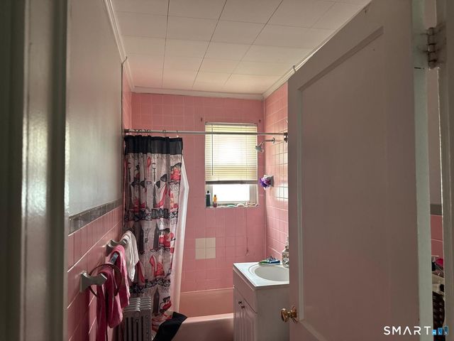 15 Rose Street 2, Stamford, CT 06906