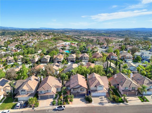 28572 Brookhill Road, Trabuco Canyon, CA 92679