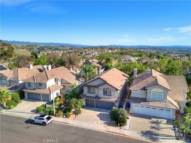 28572 Brookhill Road, Trabuco Canyon, CA 92679