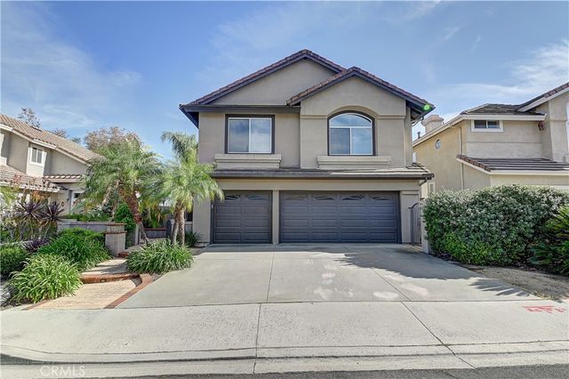 28572 Brookhill Road, Trabuco Canyon, CA 92679