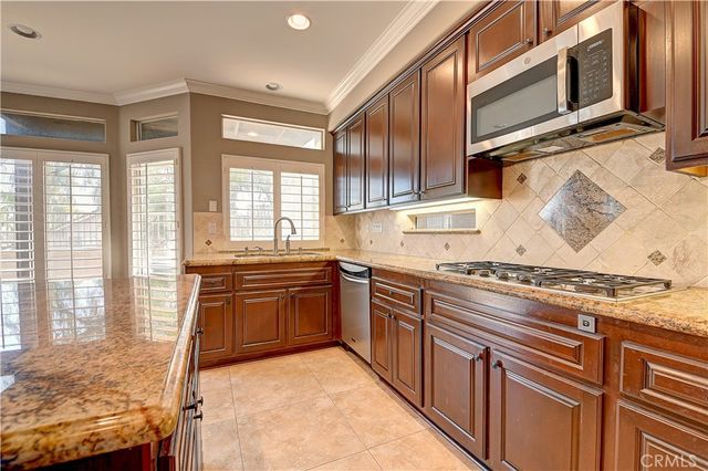 28572 Brookhill Road, Trabuco Canyon, CA 92679