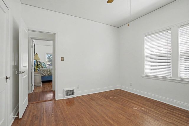 1555 S Gillette Avenue, Tulsa, OK 74104
