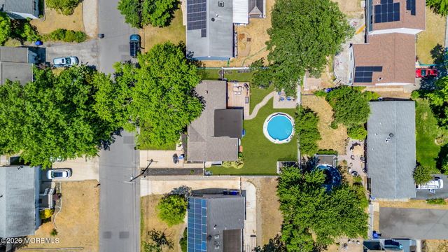 317 Essex Drive, Brick, NJ 08723