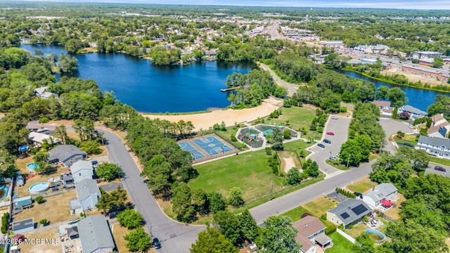 317 Essex Drive, Brick, NJ 08723