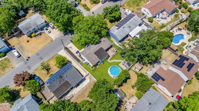 317 Essex Drive, Brick, NJ 08723