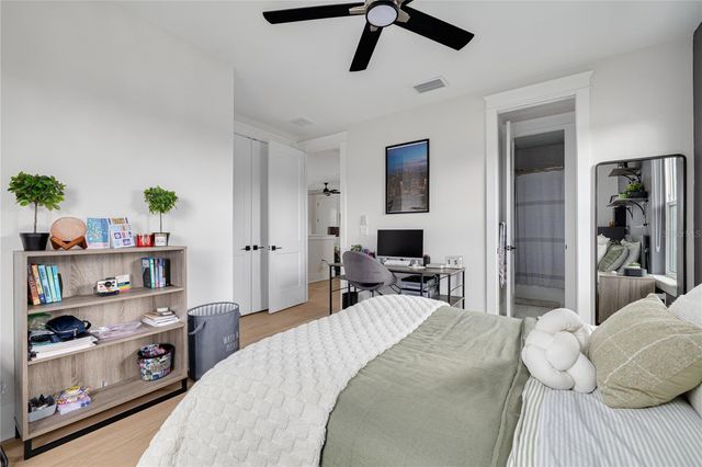 3104 11TH STREET N, St Petersburg, FL 33704