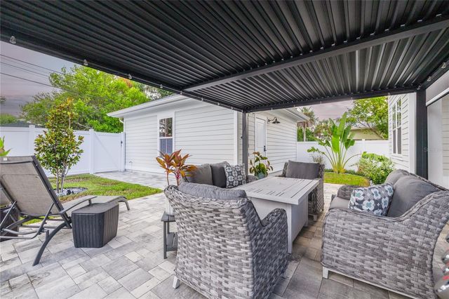 3104 11TH STREET N, St Petersburg, FL 33704