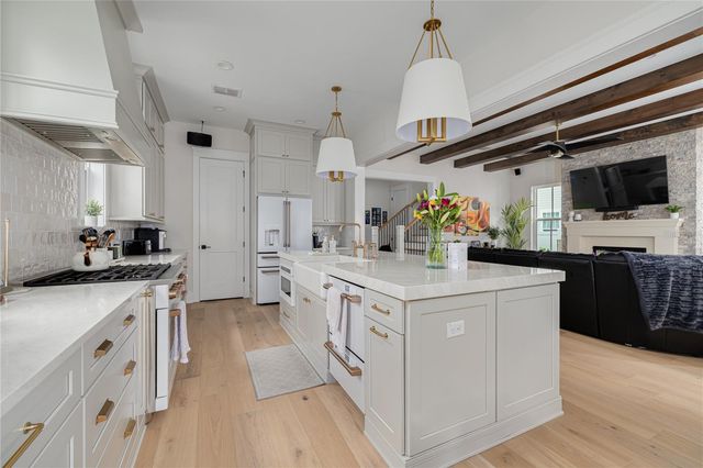 3104 11TH STREET N, St Petersburg, FL 33704