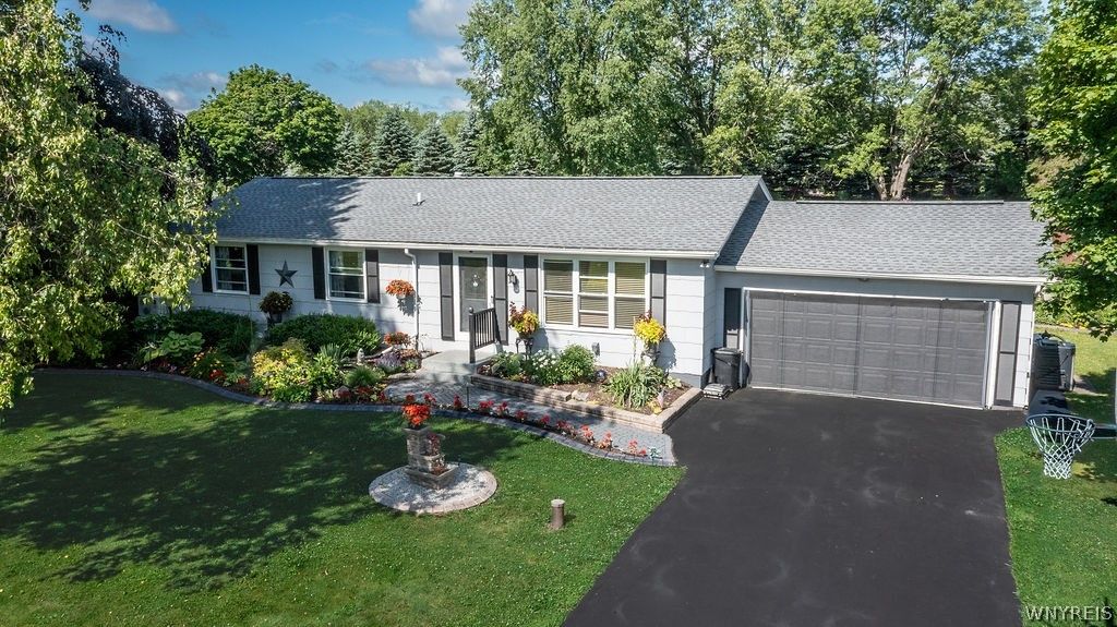 1490 Greenwood Terrace, Marilla, NY 14102