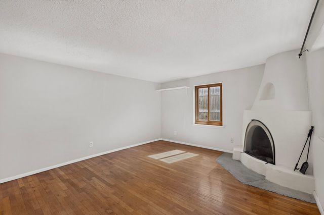 1023 Dunlap Street, Santa Fe, NM 87501