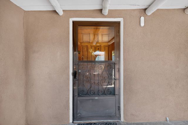 1023 Dunlap Street, Santa Fe, NM 87501