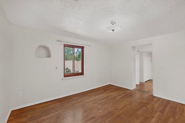 1023 Dunlap Street, Santa Fe, NM 87501