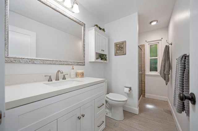 108 Crow Canyon Dr, Folsom, CA 95630