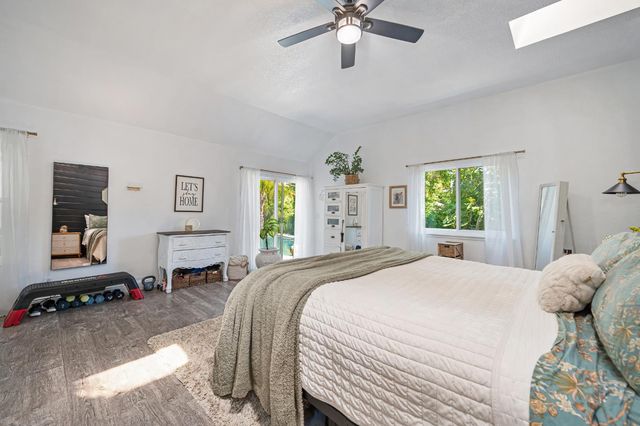 108 Crow Canyon Dr, Folsom, CA 95630
