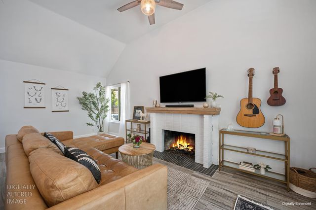 108 Crow Canyon Dr, Folsom, CA 95630