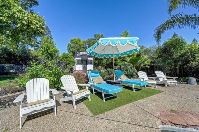 108 Crow Canyon Dr, Folsom, CA 95630