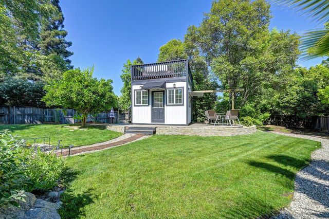 108 Crow Canyon Dr, Folsom, CA 95630