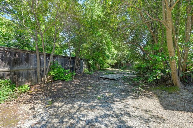 108 Crow Canyon Dr, Folsom, CA 95630