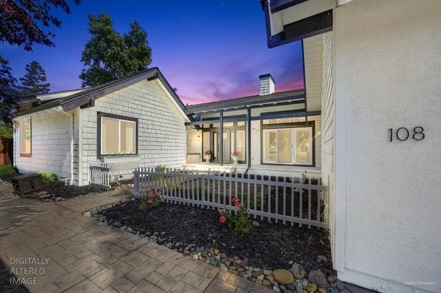 108 Crow Canyon Dr, Folsom, CA 95630