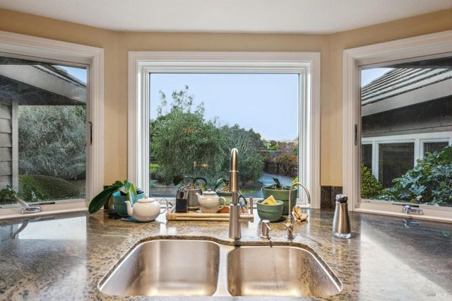 2220 Grove St, Sonoma, CA 95476