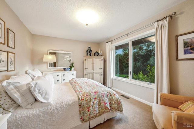 2220 Grove St, Sonoma, CA 95476