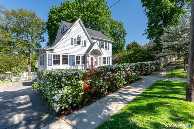 15 Brooklawn Avenue, Stamford, CT 06906