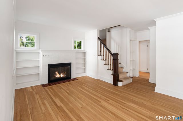 15 Brooklawn Avenue, Stamford, CT 06906