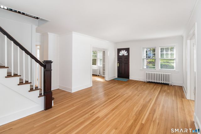15 Brooklawn Avenue, Stamford, CT 06906