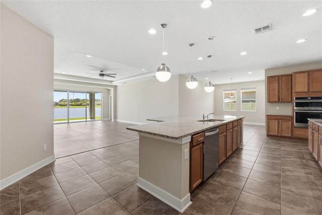 5415 AVEBURY LANE, St Cloud, FL 34771