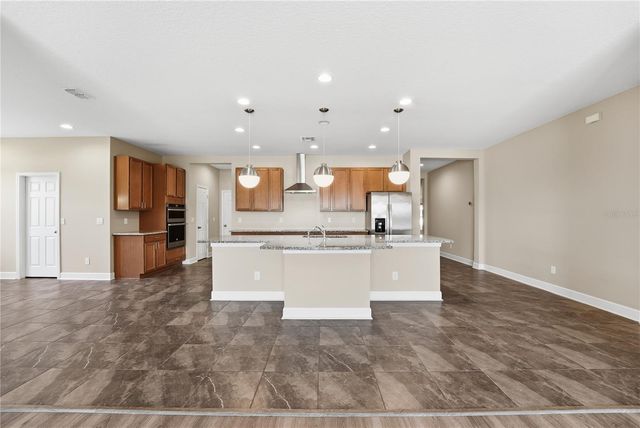 5415 AVEBURY LANE, St Cloud, FL 34771