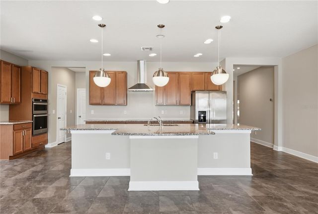 5415 AVEBURY LANE, St Cloud, FL 34771