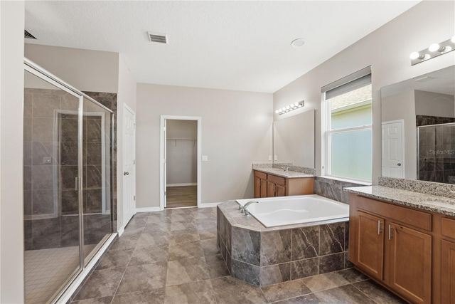 5415 AVEBURY LANE, St Cloud, FL 34771