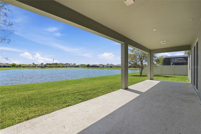 5415 AVEBURY LANE, St Cloud, FL 34771