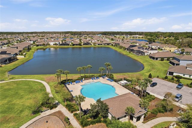 5415 AVEBURY LANE, St Cloud, FL 34771