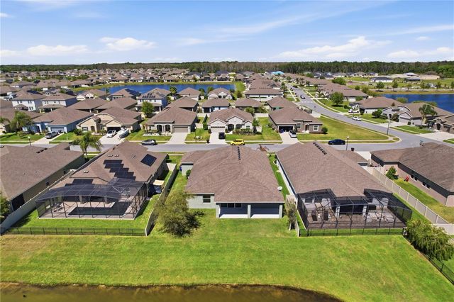 5415 AVEBURY LANE, St Cloud, FL 34771