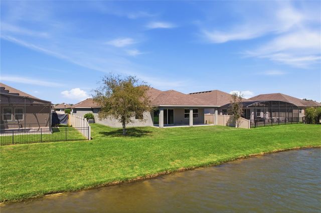 5415 AVEBURY LANE, St Cloud, FL 34771