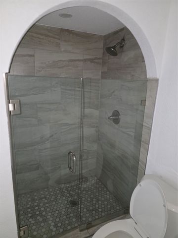 838 Pinehill Lane, Grand Prairie, TX 75052